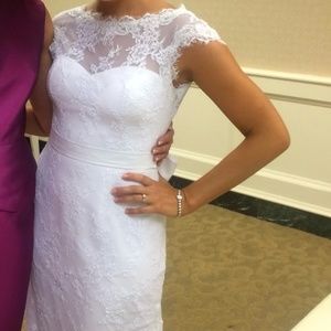 Classic Robert Bullock Wedding Dress, White, Lace, Label Size 8 (Street size 6)